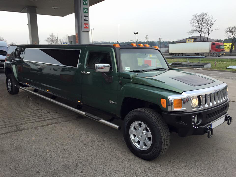 14 osobowy Hummer