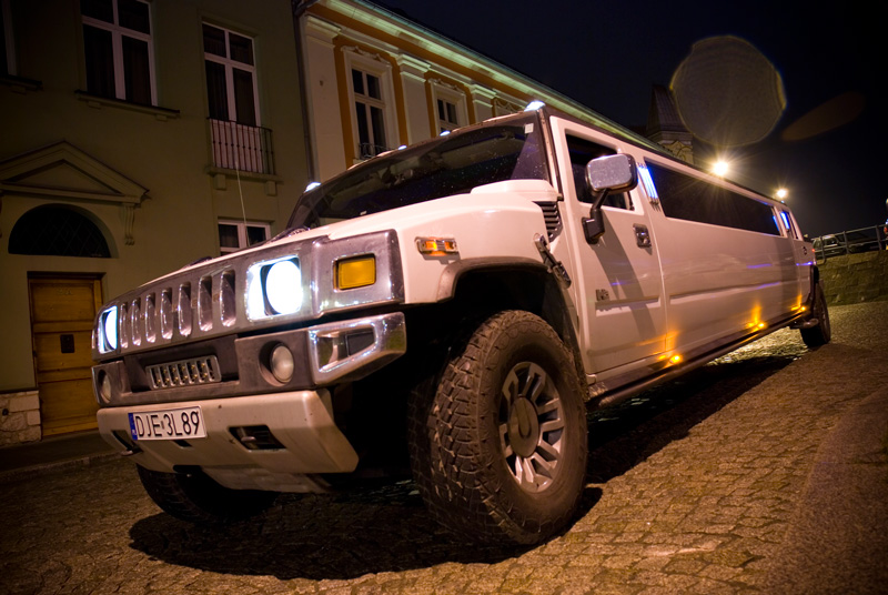 biała limuzyna Hummer Kraków